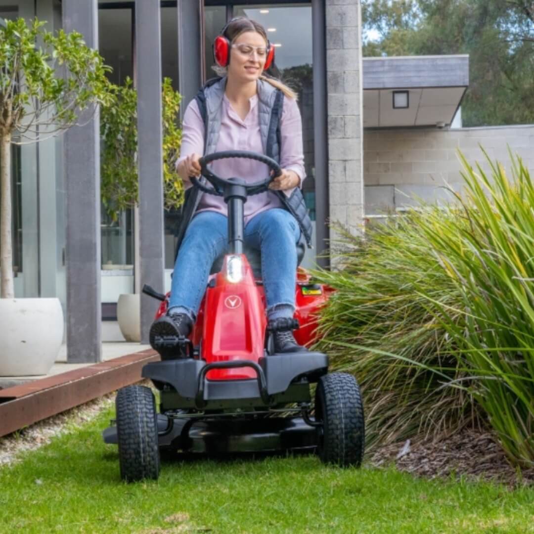 Navigating Property Access Points: Choosing the Right Mower Width